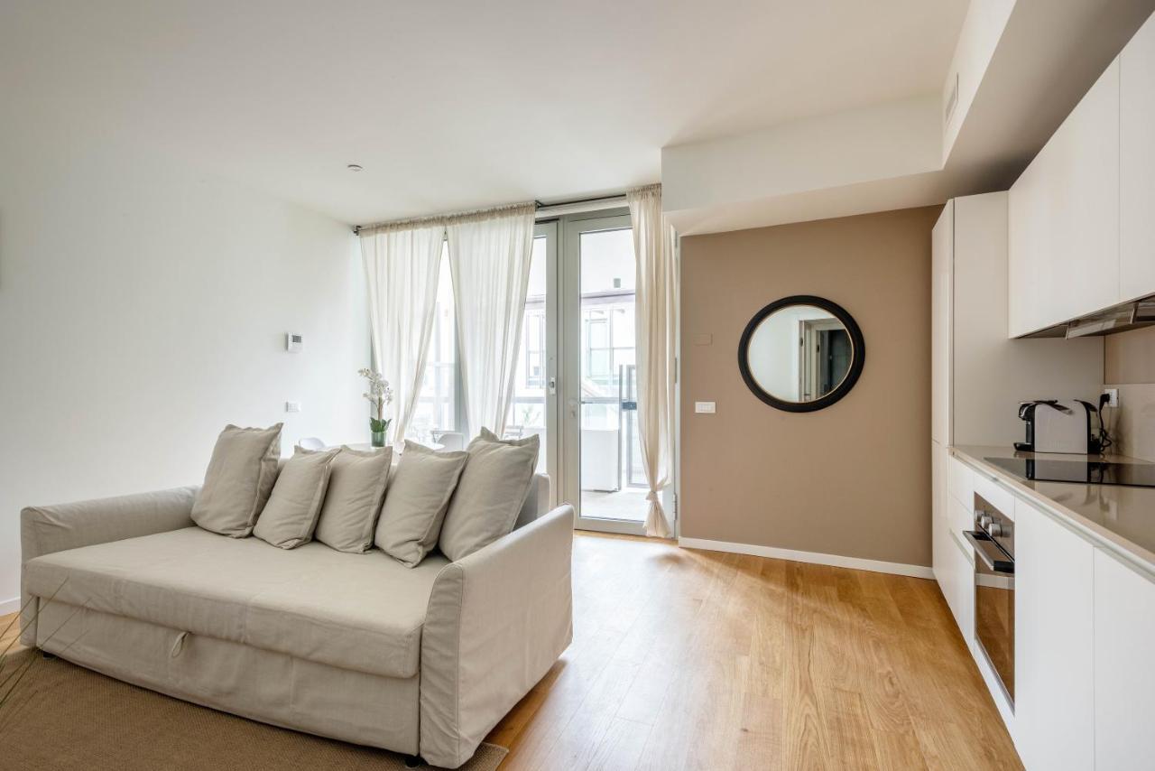 Luvi - De Rolandi - Il Cortile Milano Apartment Luaran gambar