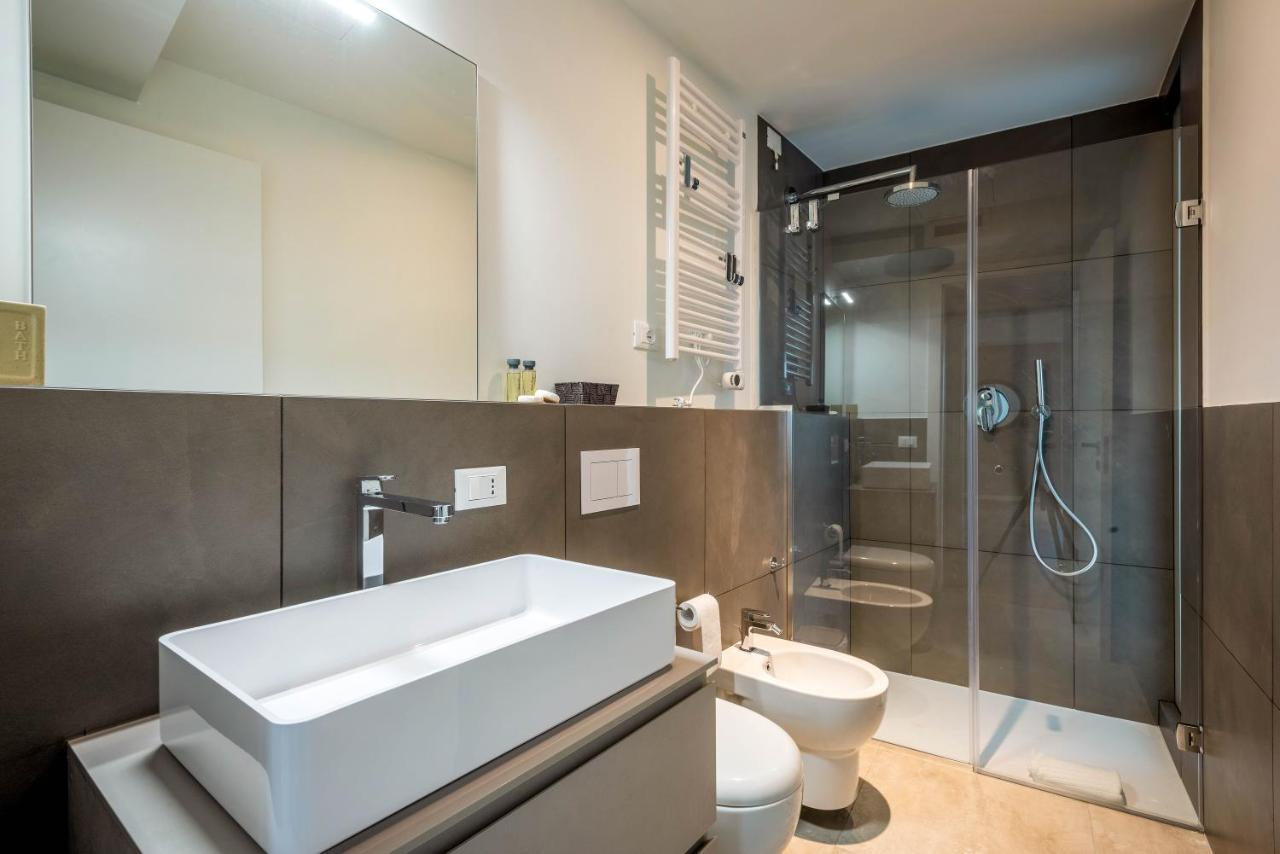 Luvi - De Rolandi - Il Cortile Milano Apartment Luaran gambar